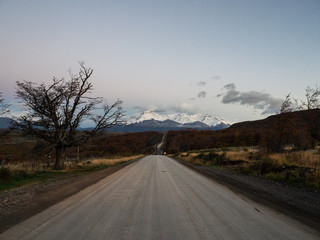 企业做决策要考虑什么