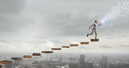 企业做决策要考虑什么