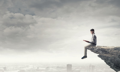 北京现代ix25和雪弗兰创酷哪个好