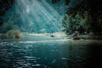 从昆明到福建坐火车到多少个小时？